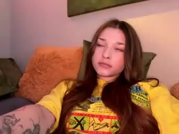 Chaturbate Live Sex Cam of lakiaeskuchen