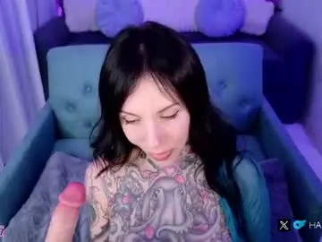 Chaturbate Nude Webcam of harliequinnx