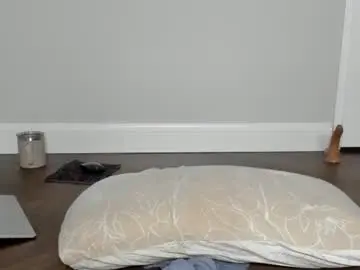Chaturbate Adult Video Chat of bigtroublelittlechina