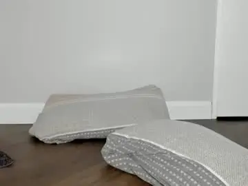 Chaturbate Live Porn of bigtroublelittlechina