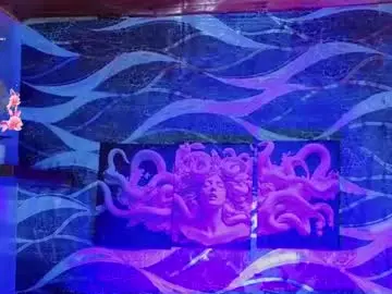 Chaturbate Free Porn Cam of cloee_cameron