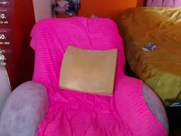 Chaturbate Live Sex Cam of isa_channel