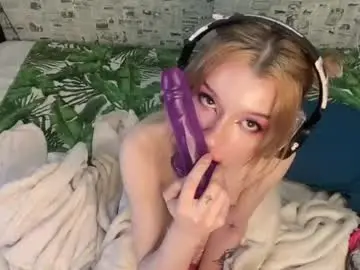 Chaturbate Nude Webcam of carmenlavelli