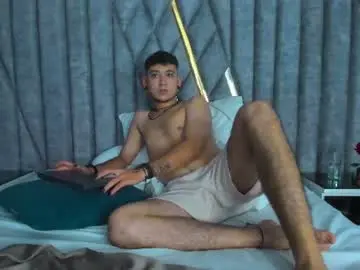 Chaturbate Live Sex Cam of marklaurens