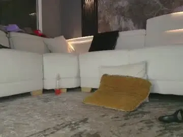 Chaturbate Live Porn of camiloalvarezzz3