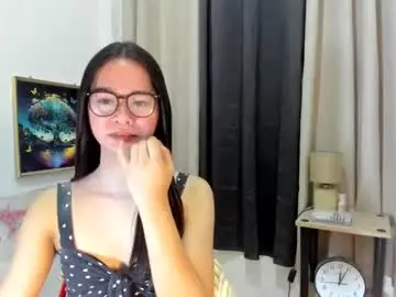 Chaturbate Free Porn Cam of yourtinybunny