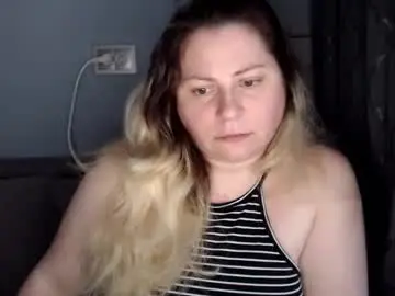 Chaturbate Free Live Porn of candycream74