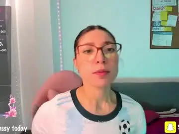 Chaturbate Adult Video Chat of karla_honey_