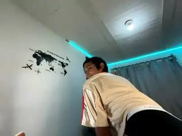 Chaturbate Free Live Porn of alejo_cute
