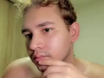 Chaturbate Watch Live Sex Cams of justin_taylorrrr