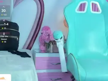 Chaturbate Live Sex Cam of emmacrush
