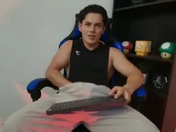 Chaturbate Free Porn Cam of julian_wallace1