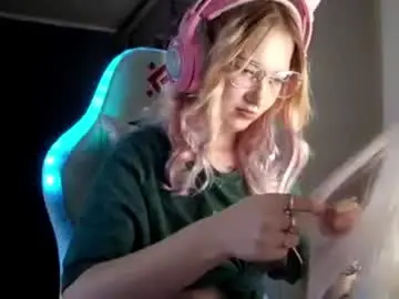 Chaturbate Nude Webcam of lomamcmeen