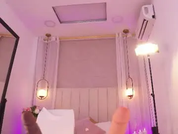 Chaturbate Live Sex of ayla_lux