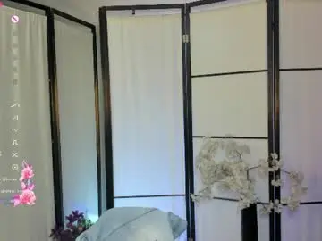 Chaturbate Best live sex cam show of emmaray3