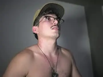 Chaturbate Live Sex Cam of simoon_01