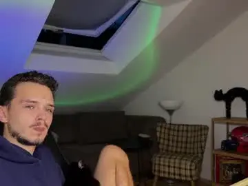 Chaturbate Free Porn Cam of daimon_hall