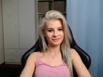 Chaturbate Live Sex of kristineamore