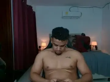Chaturbate Live Porn of mr_maximo