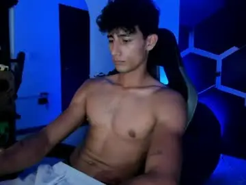 Chaturbate Nude Webcam of maximo_romano