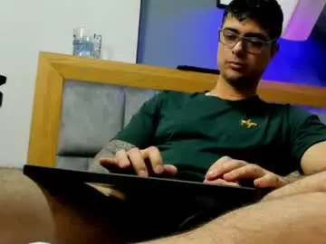 Chaturbate Live Sex of adam_clarke