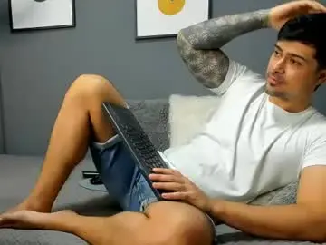 Chaturbate Adult Webcam of adam_clarke