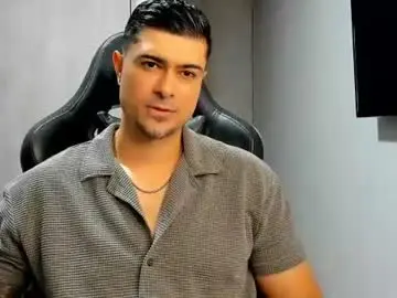 Chaturbate Best live sex cam show of adam_clarke