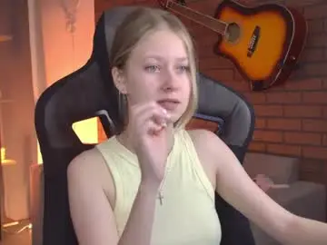 Chaturbate Live Sex Cam of evemundie