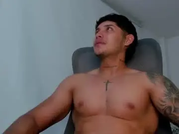 Chaturbate Best live sex cam show of lunay_xtreemboy
