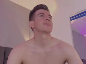 Chaturbate Live Porn of mikaelslow