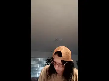 Chaturbate Free Live Porn of urmomalexx