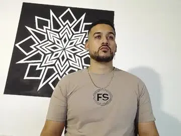 Chaturbate Watch Live Sex Cams of _christopher_dennis_