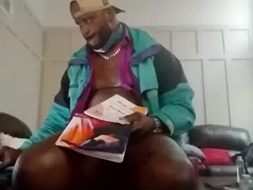 Chaturbate Live Sex Cam of longloadedtx