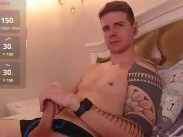 Chaturbate Watch Live Sex Cams of mr_longboy