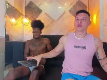 Chaturbate Live Porn of yulian_23