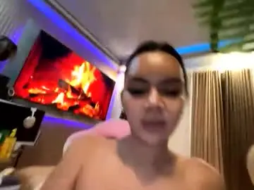 Chaturbate Live Sex Cam of classylilly