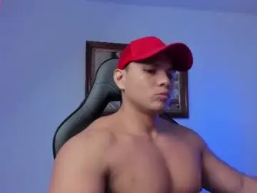 Chaturbate Adult Webcams of roy__constance