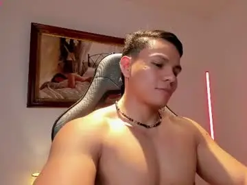 Chaturbate Free Live Porn of roy__constance