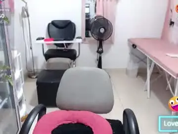 Chaturbate Live Sex Cam of titsbiglovers