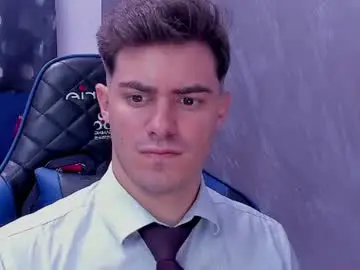 Chaturbate Free Porn Cam of greekgod199