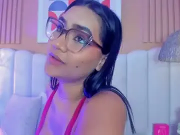 Chaturbate Free Porn Cam of noa_moon