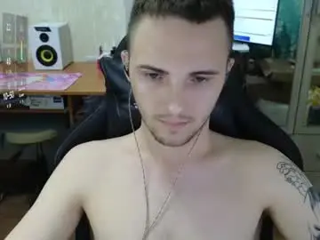 Chaturbate Adult Webcam of golden_boyyy21