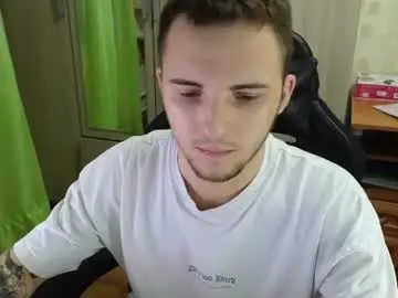 Chaturbate Live Sex of golden_boyyy21