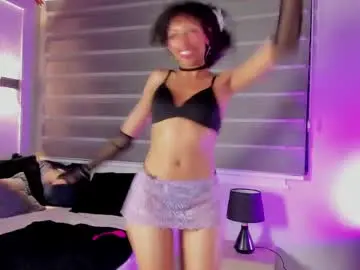 Chaturbate Nude Webcam of tamia_25