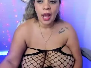 Chaturbate Live Sex of latinamav22
