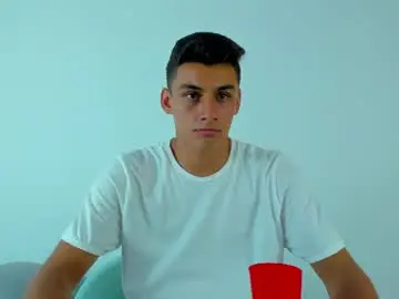 Chaturbate Watch Live Sex Cams of max_wild01