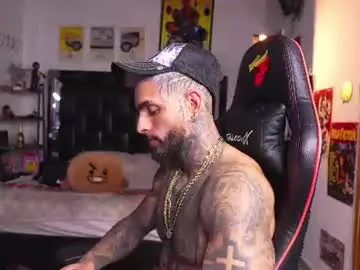 Chaturbate Sex Chat of logan_hugh8