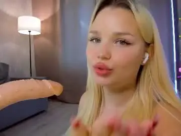 Chaturbate Best live sex cam show of nerdy_freyua