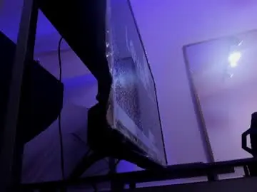 Chaturbate Free Porn Cam of ariisnow