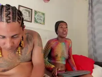 Chaturbate Live Sex Cam of caryn_johnson